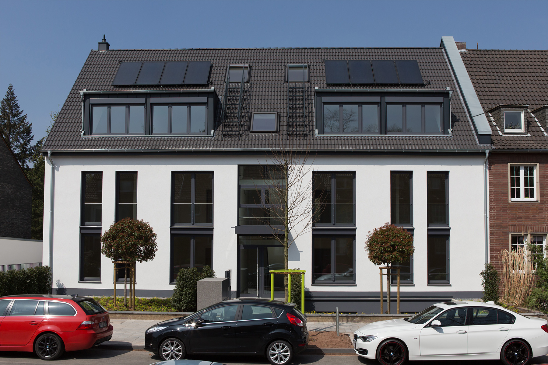 Neubau eines Mehrfamilienhauses mit Tiefgarage<br />Schlossmannstraße 22, Düsseldorf-Stoffeln